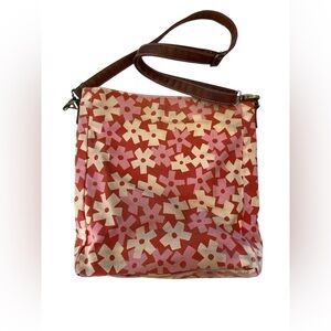 Maika City Sling Crossbody Bag Solvang